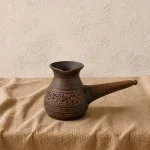 Турка з глини 0,5л різьблена