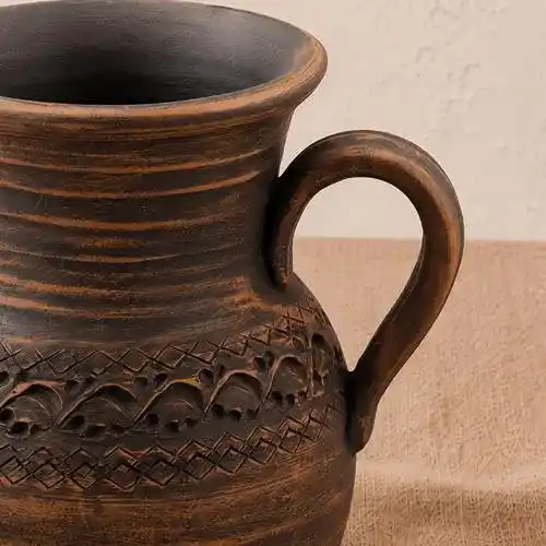 Глечик глиняний 1,5л  різьблений