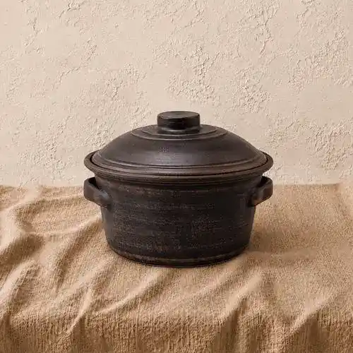 Каструля з глини з ручками 2л гладка