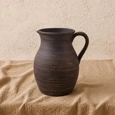 Глечик з глини 2 л з/р гладкий