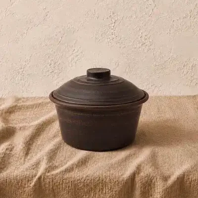 Каструля з глини без ручок 2л гладка