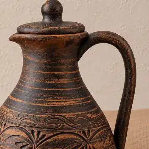 Глечик глиняний 1,8 л різьблений