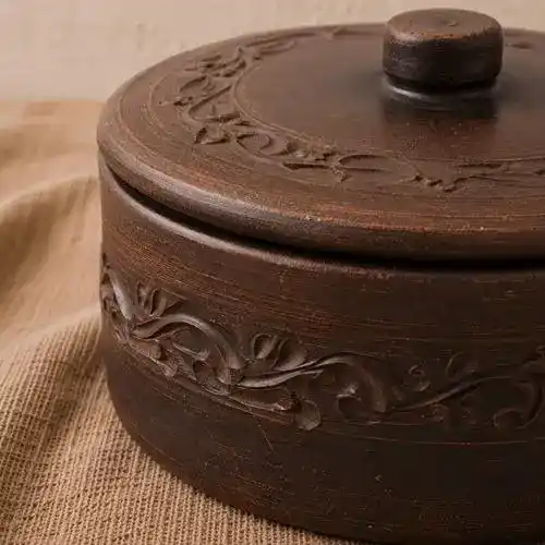 Банка бочка глиняна Гречаник 0.3л різьблена