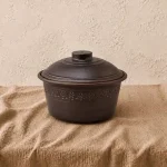 Каструля з глини без ручок 2л різьблена