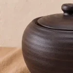 Каструля глиняна 2,5л з кришкою гладка
