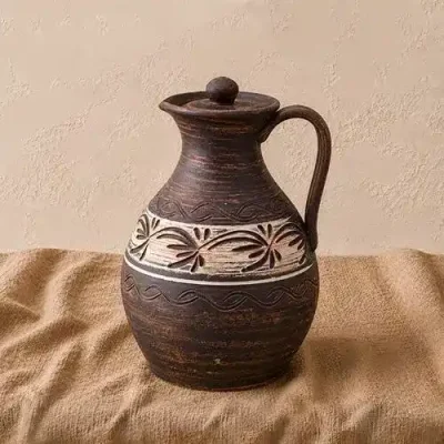 Глечик з глини 1,8л ангоб