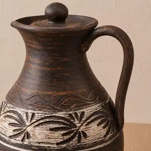 Глечик глиняний 1,8л ангоб