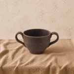 Бульйонниця глиняна  0,6 л з ручками гладка